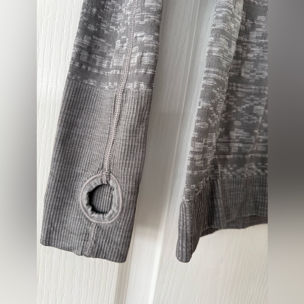 Lululemon Rest Less 1/4 Zip - Picture 6 of 12